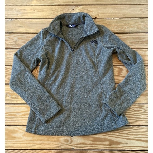 The North Face Jackets & Blazers - The North Face 1/4 Zip Fleece Jacket Size XS Women’s Green